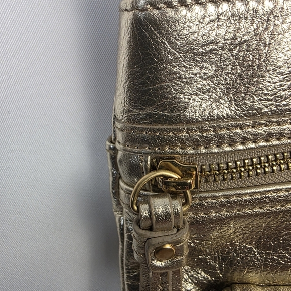 ✨ B. Makowski Champagne Gold Leather Crossbody 🥂 Metallic Boho Chic Bag ✨ - Picture 9 of 16